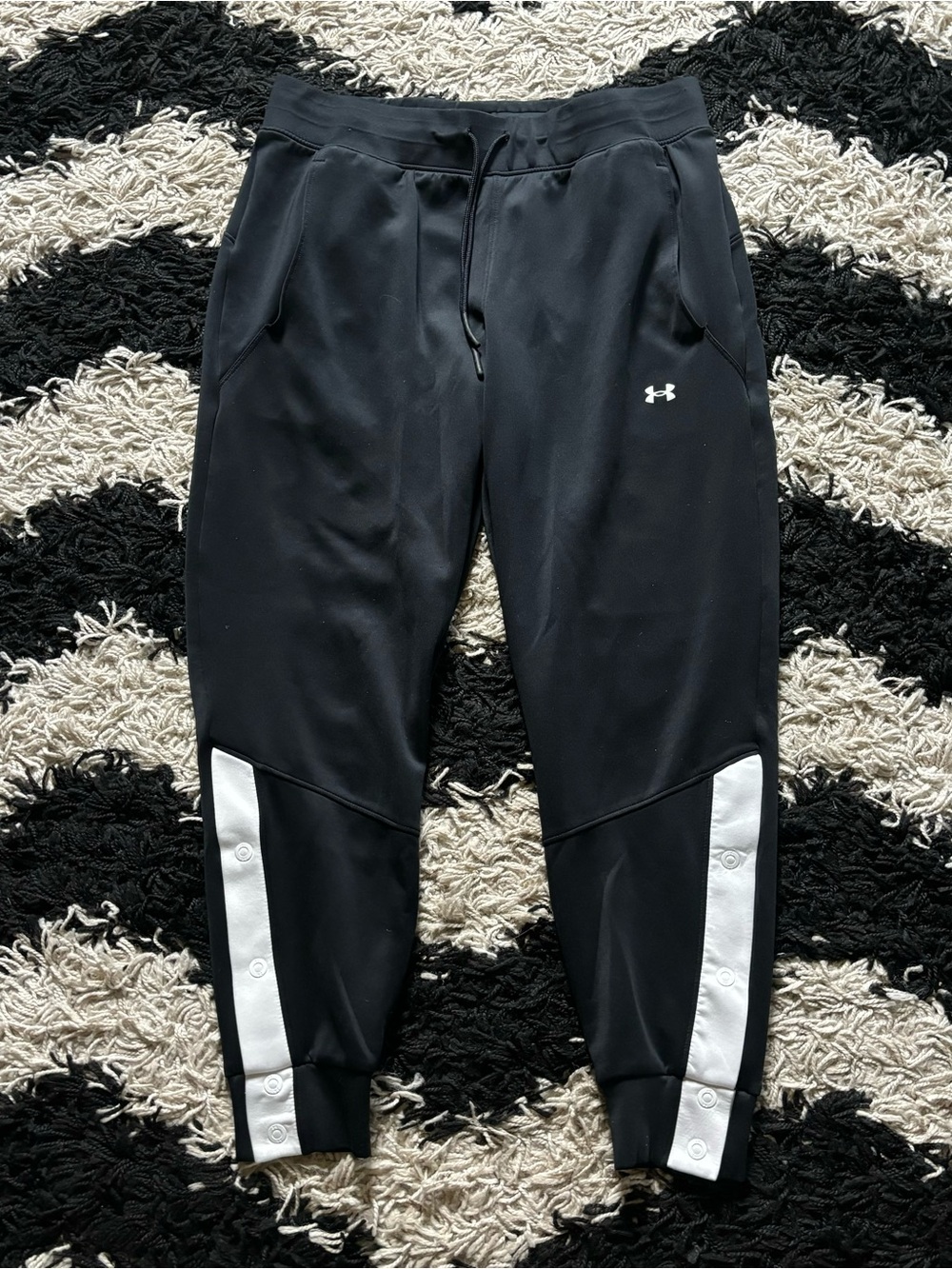 Athletic Black White Coldgear Loose Fit Snap Button Tapered Leg Joggers